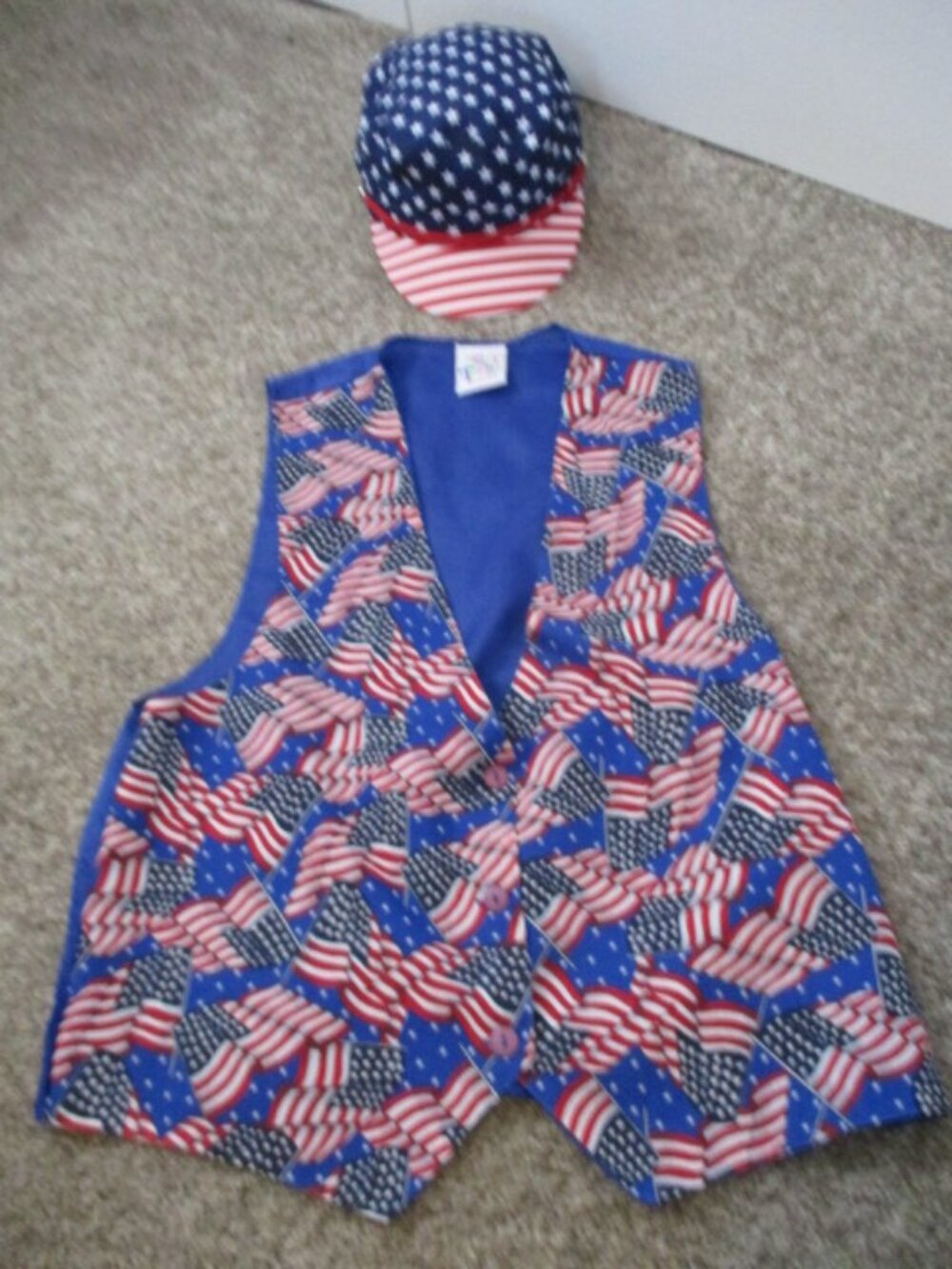 Here are 2 great accessories to show off your patriotic American pride and spiri